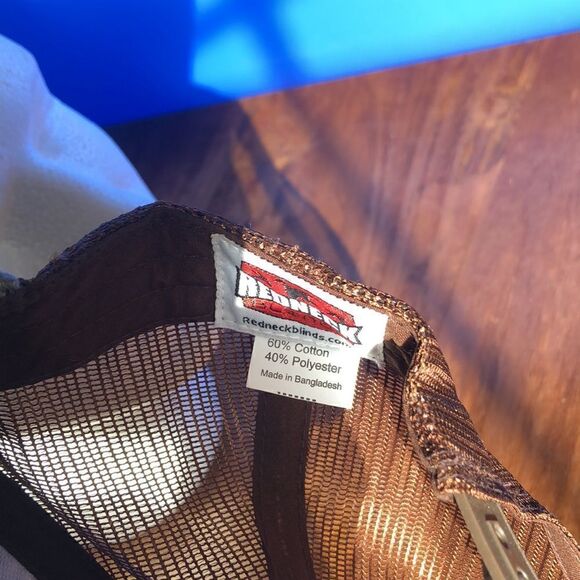 REDNECK BLINDS CAMO DUCK MESH TRUCKER HAT NWOT - Picture 8 of 9